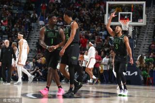 明星球员在 明星球员在