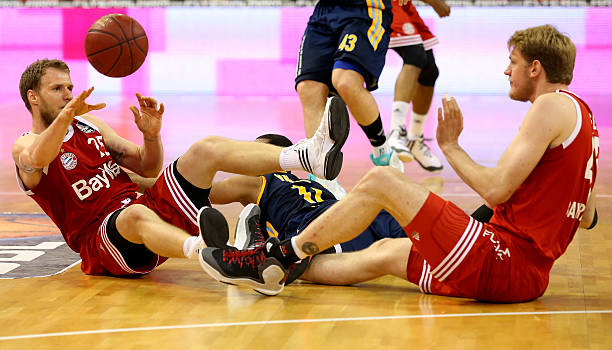 的热爱和坚 的热爱和坚