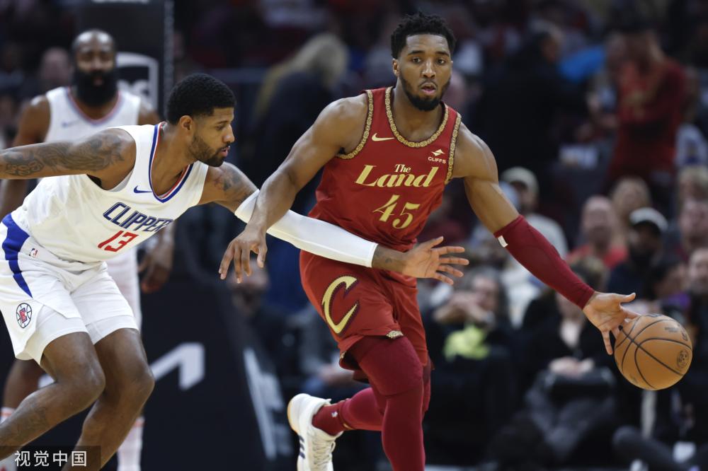 及在更衣室 及在更衣室